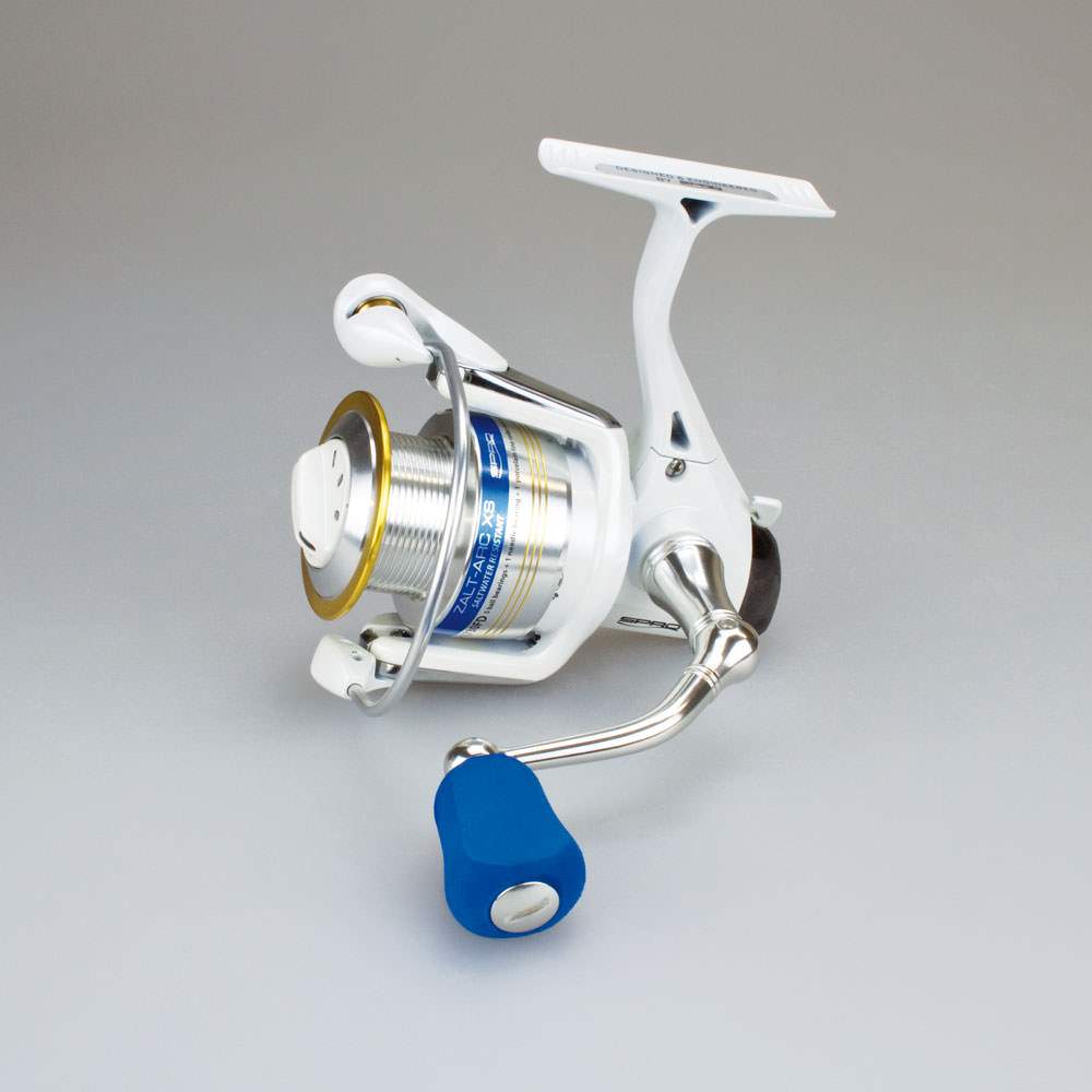 SPRO-Zalt-Arc-XS-Tuff-Body-salzwasserfeste-Stationaerrolle-7-Kugellager