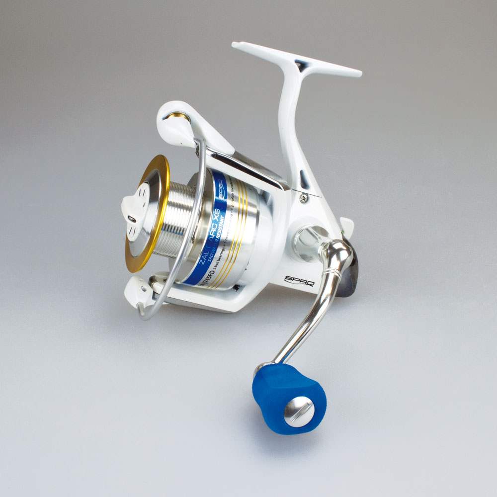 SPRO-Zalt-Arc-XS-Tuff-Body-salzwasserfeste-Stationaerrolle-7-Kugellager