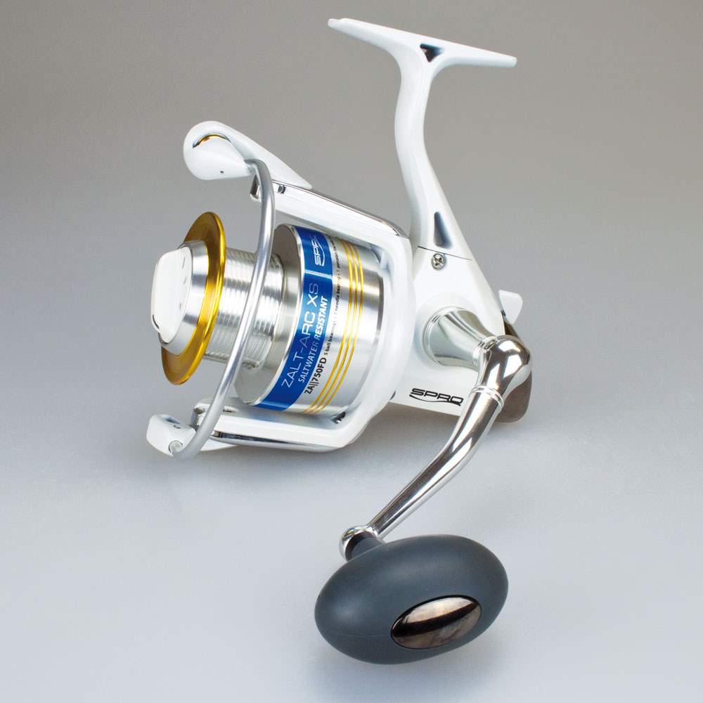 SPRO-Zalt-Arc-XS-Tuff-Body-salzwasserfeste-Stationaerrolle-7-Kugellager