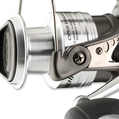 Daiwa Opus E 4500A 240m/ 0,35mm - 4,9:1 - 430g