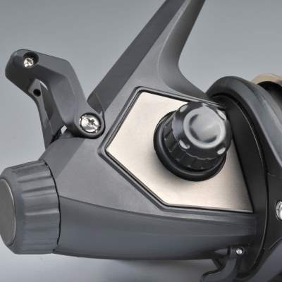 SPRO Supercaster LCS 555 Freilaufrolle 450m/ 0,30mm - 4,8:1 - 576g