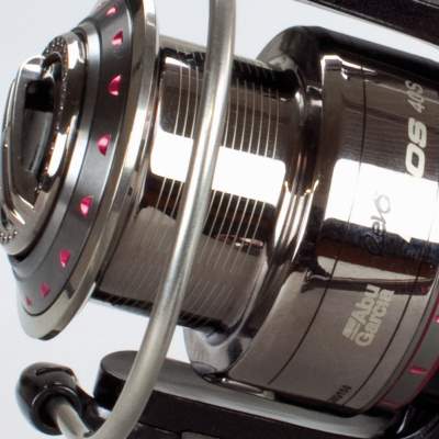 ABU Garcia Revo Neos 40S Euro 150m/ 0,28mm - 5,80:1 - 284g