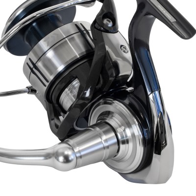 Daiwa 21 Certate SW (G) - Meeresrolle 8000-H - 300m/ 0,33mm - 5,8:1 - 615g
