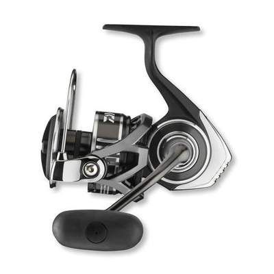 Daiwa BG MQ, 8000-H - 300m/ 0,33mm - 5.7:1 - 635g