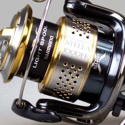 Shimano Stella 1000 FE, 90m/ 0,25mm - 5,0:1 - 175g