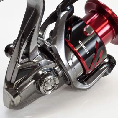 Shimano Stradic CI4+ 2500 HG FB