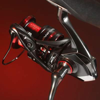 Shimano Vanford - Spinnrolle C2000S - 145m/ 0,14mm - 5,1:1 - 155g