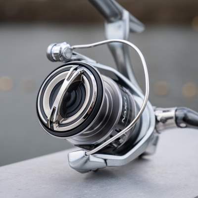 Shimano Nasci FC, 2500 - 240g - 0,18mm/290m