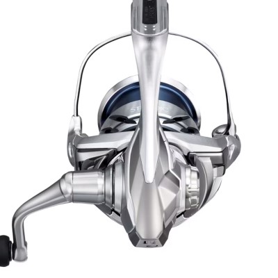 Shimano Stradic FM Spinnrolle 2500S - 220g