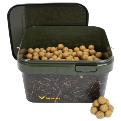 BAT-Tackle Böse Boilies im Realistric® Eimer, 2,5 kg, 18mm, Creamwhite Choclate