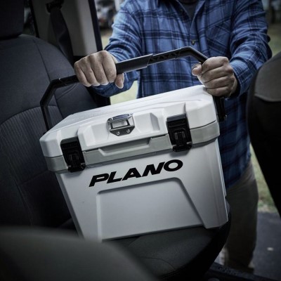 Plano Frost, 14QT - 50,8 x 30,5 x 36,3cm - 14l