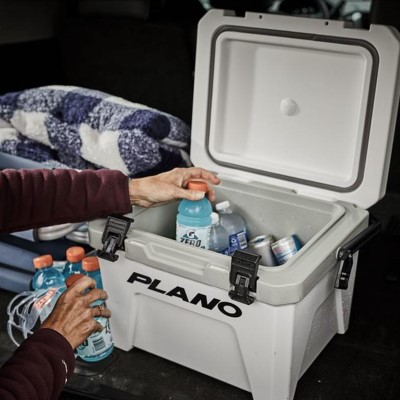 Plano Frost, 21QT - 50,8 x 38,7 x 36,3cm - 21l