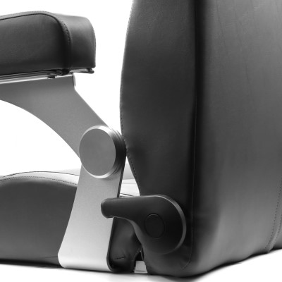 Waterside Reclining Captain mit Armlehnen - Bootssitz 27.95H x 28.15W(including armrests) x 18.11D