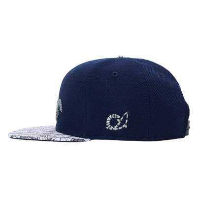 Dicht am Fisch Navy and Scales Cap,