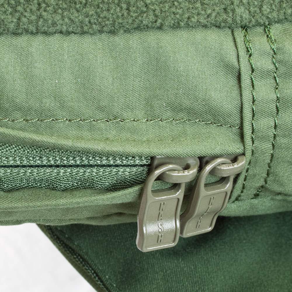 Nash Indulgence Wide Boy Bedchair, 12,7kg 200x95/ 3036 oliv