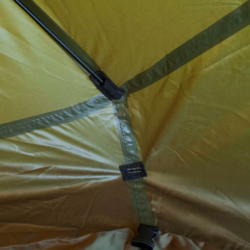 BAT-Tackle 60" Oval Squat Brolly inklusive Türstangen und Storm Caps