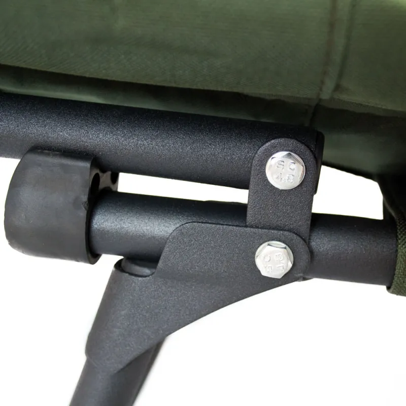 BAT-Tackle Nightwalker Pro Comfort Bedchair 6 Bein Karpfenliege