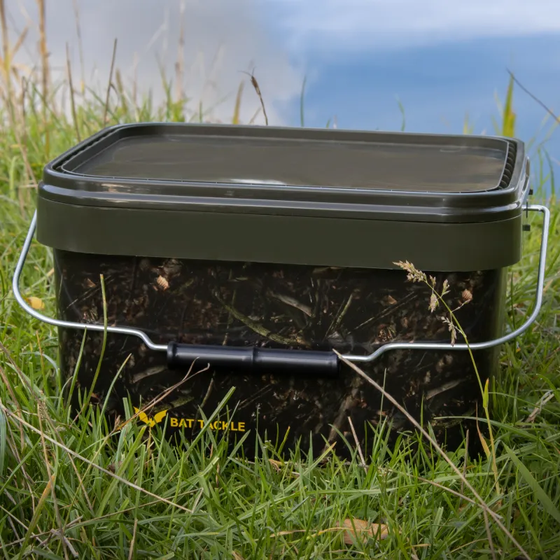 BAT-Tackle Realistric® Bait Bucket 5L Angel- Futtereimer mit Deckel 4 Stück