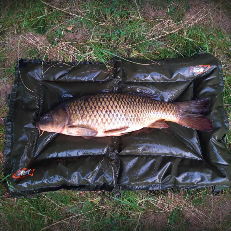 BAT-Tackle Styro Unhooking Mat 110x70cm 400D
