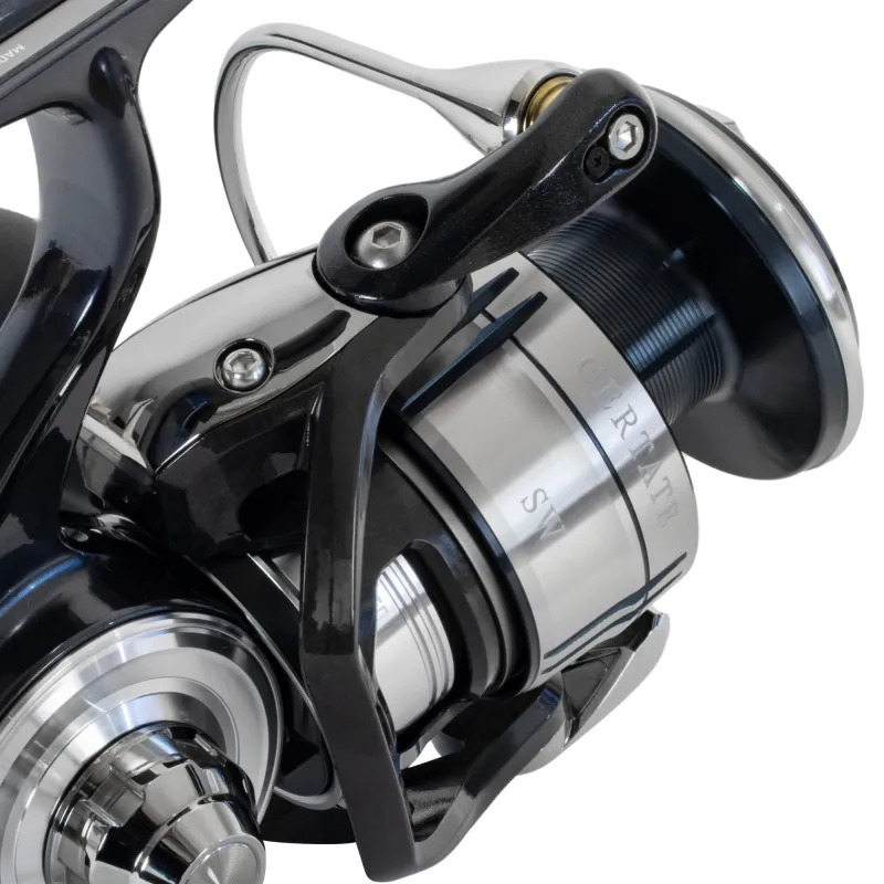 Daiwa 21 Certate SW (G) 8000-H - 300m/ 0,33mm - 5,8:1 - 615g