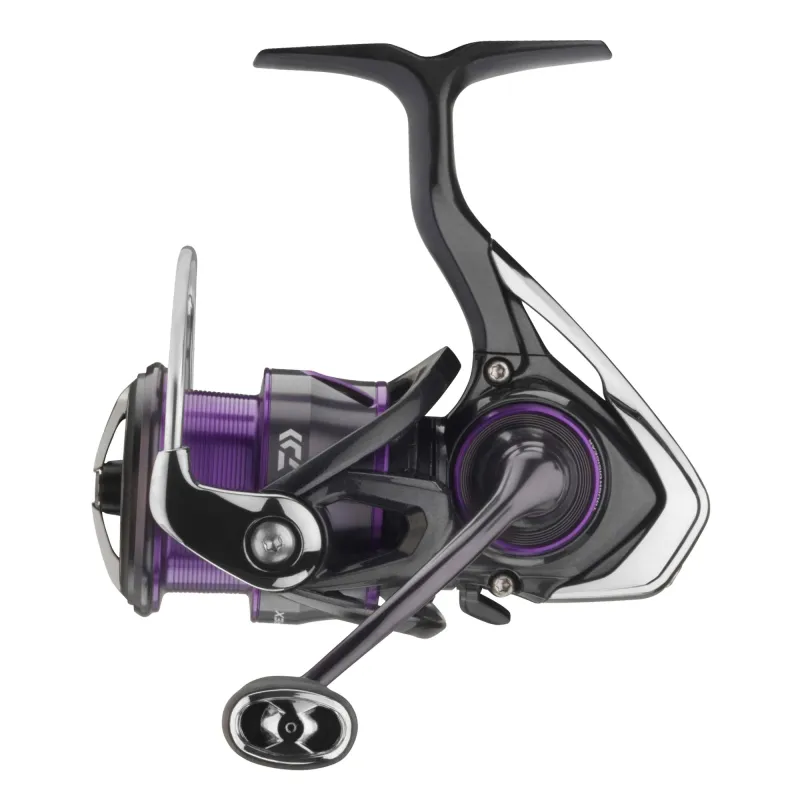 Daiwa 22 PROREX V LT 150m/ 0,14mm - 5,2:1 - 180g