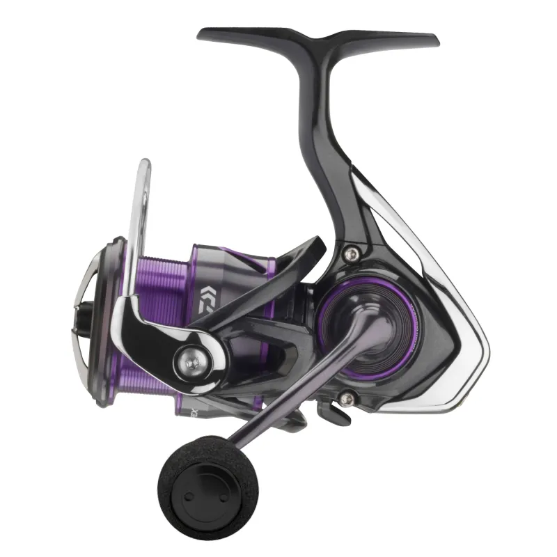 Daiwa 22 PROREX V LT 4000-CXH - 150m/ 0,28mm - 6,2:1 - 240g