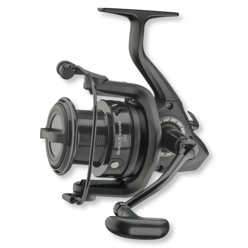 Daiwa Black Widow 25A 370m/ 0,30mm - 4,6:1 - 517g