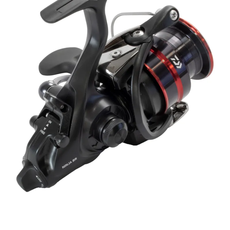 Daiwa Ninja BR LT 3000 - 150m/ 0,23mm - 5,2:1 - 300g