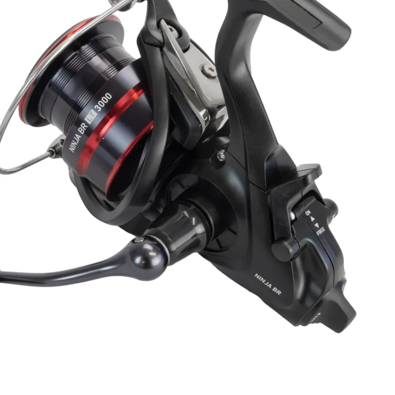 Daiwa Ninja BR LT 3000 - 150m/ 0,23mm - 5,2:1 - 300g