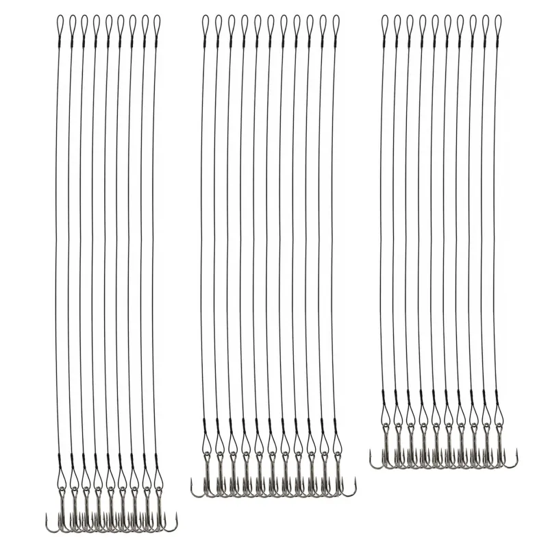 DLT Steel Leaders with Treble Hook on Card 3 Größen - 30 Stück