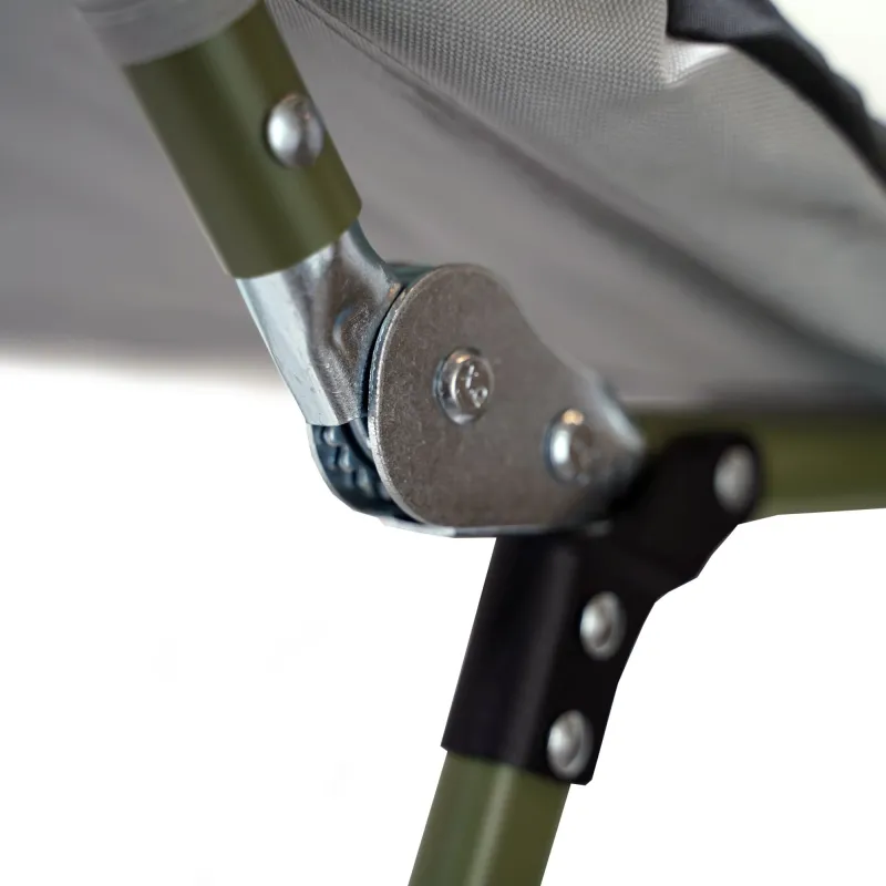 NAYVER Carp Bedchair 8-leg