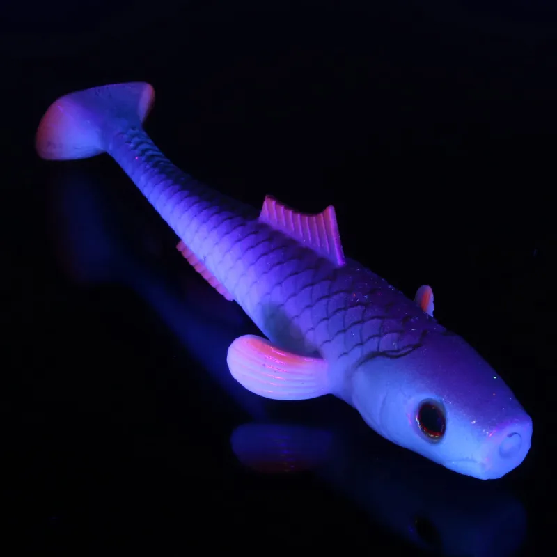 Pikezilla Pikezilla 25cm - UV Purple Roach - 122g - 1 Stück